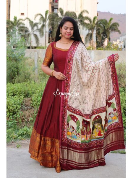 DIY| Convert Old Saree Into Long Gown Drees In 15 Minutes| Reuse Saree -  YouTu… | Long dress patterns, Designer saree blouse patterns, Chiffon saree  to gown convert